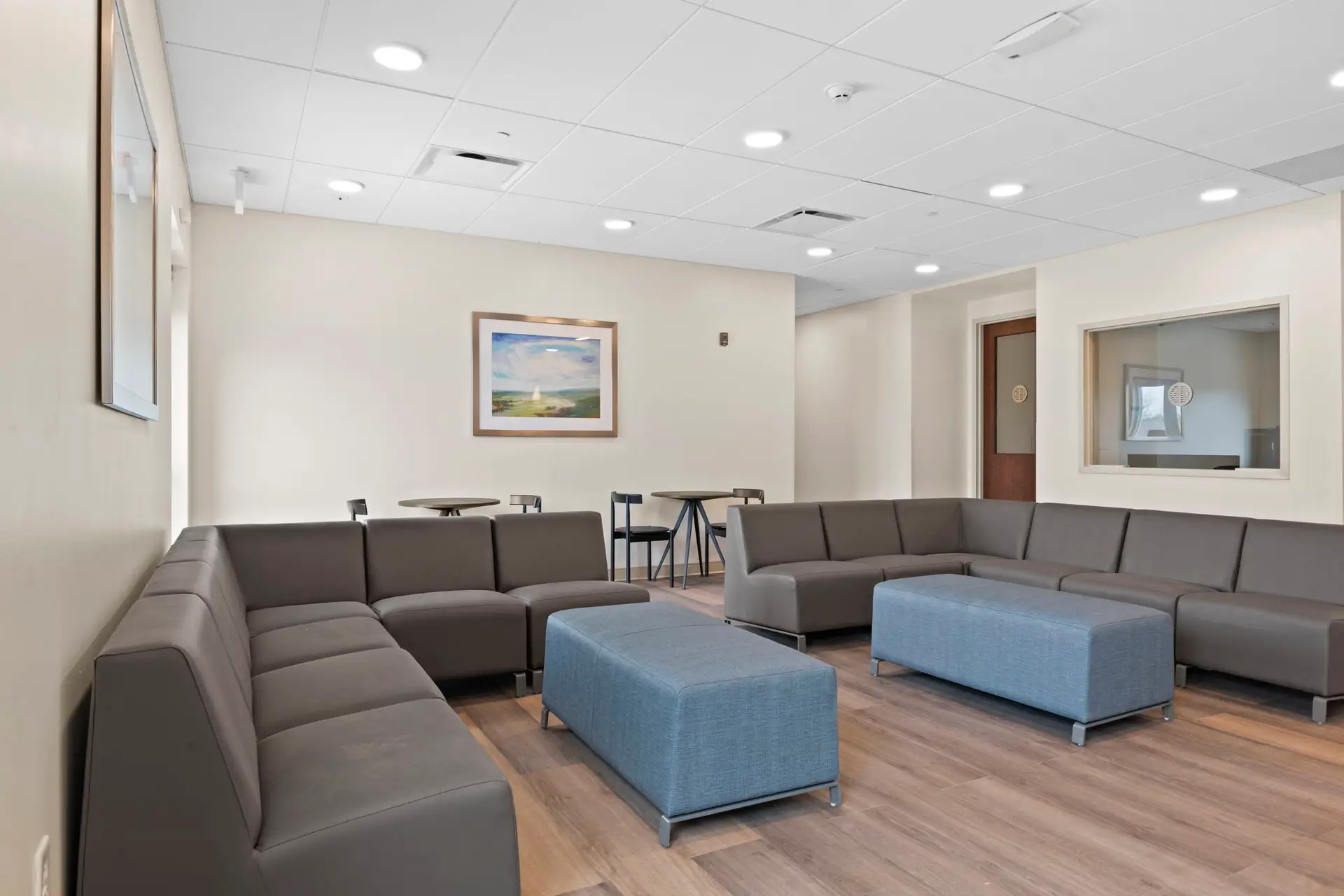 The Recovery Village Indianapolis Drug, Alcohol, and Mental Health Rehab (lounge area)